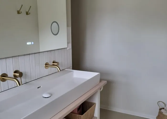 Ut Zuuje Oda ve Kahvaltı Valkenburg aan de Geul